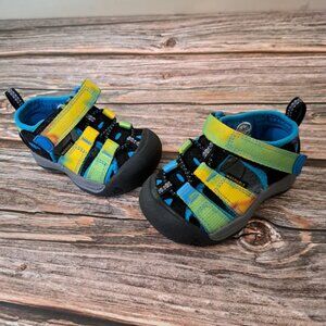 Keens Toddler size 4 blue and green tie dye NWOT